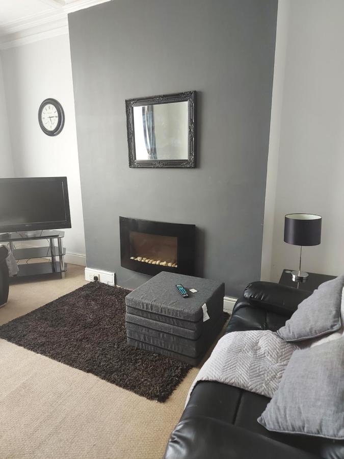 Sandyrise Holiday Lets Apartment Scarborough Ngoại thất bức ảnh